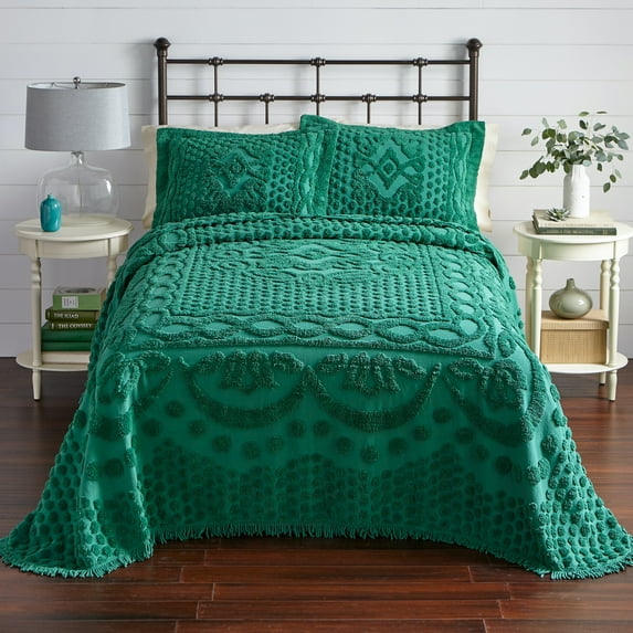 BrylaneHome Bedding Lightweight All Season Georgia Chenille Bedspread Ultra-Soft 100% Cotton with Medallion Pattern