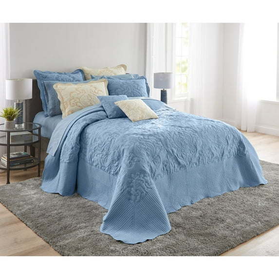 BrylaneHome Bedding Lightweight All Season Modern Amelia Quilted Damask Oversized Ultra Soft Bedspread