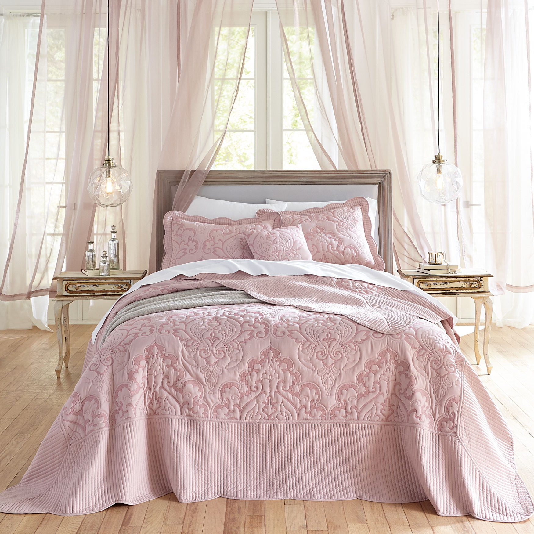 Pale Rose Twin Polyester Quilted Damask Bedspread