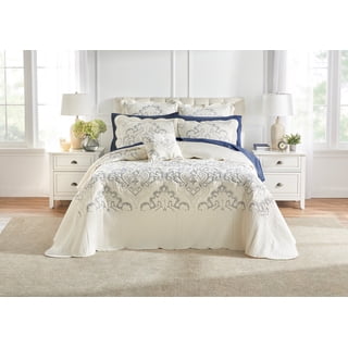 BrylaneHome Amelia Bedspread