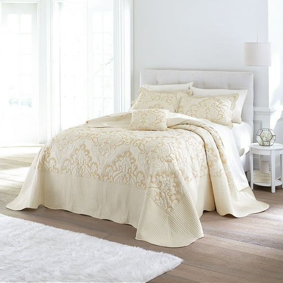 BrylaneHome Bedding Lightweight All Season Modern Amelia Quilted Damask Oversized Ultra Soft Bedspread