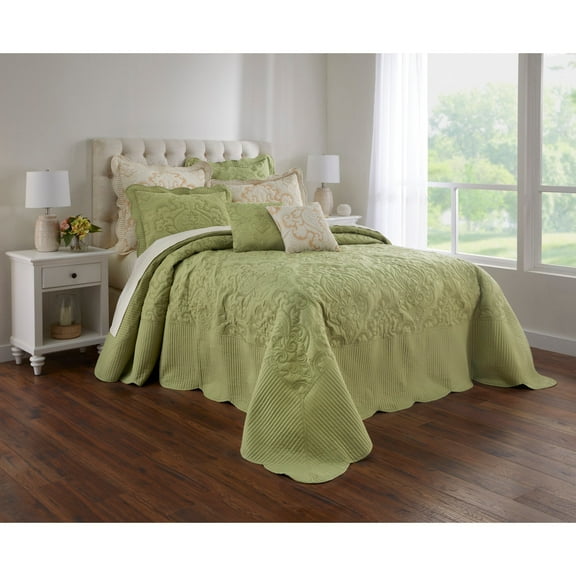 BrylaneHome Bedding Lightweight All Season Modern Amelia Quilted Damask Oversized Ultra Soft Bedspread