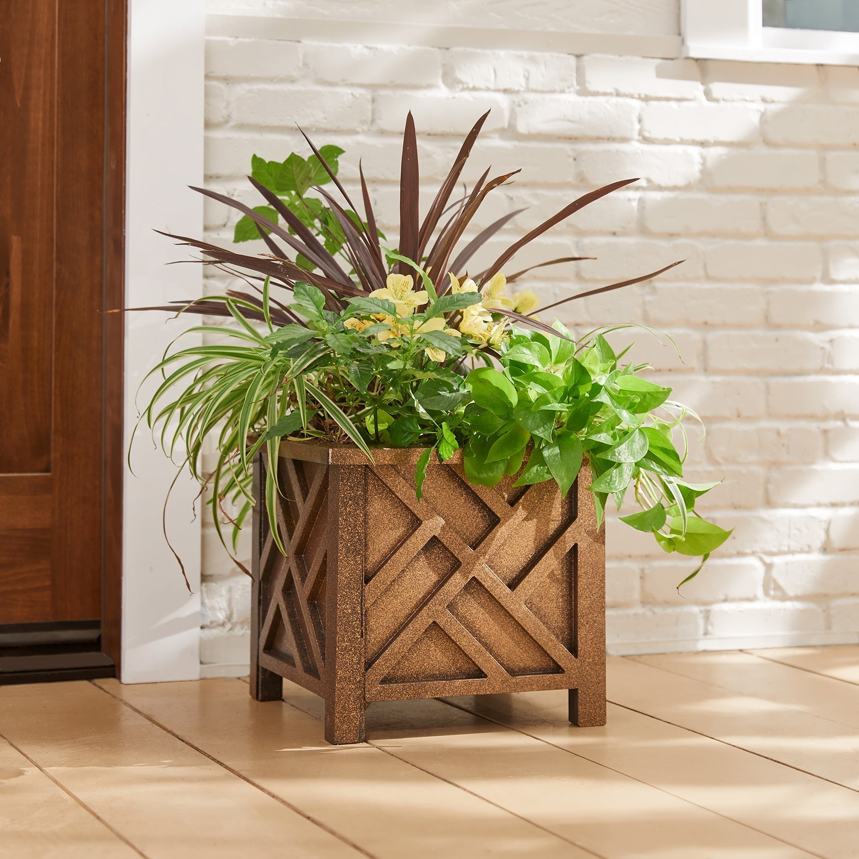 BrylaneHome Chippendale Square Planter