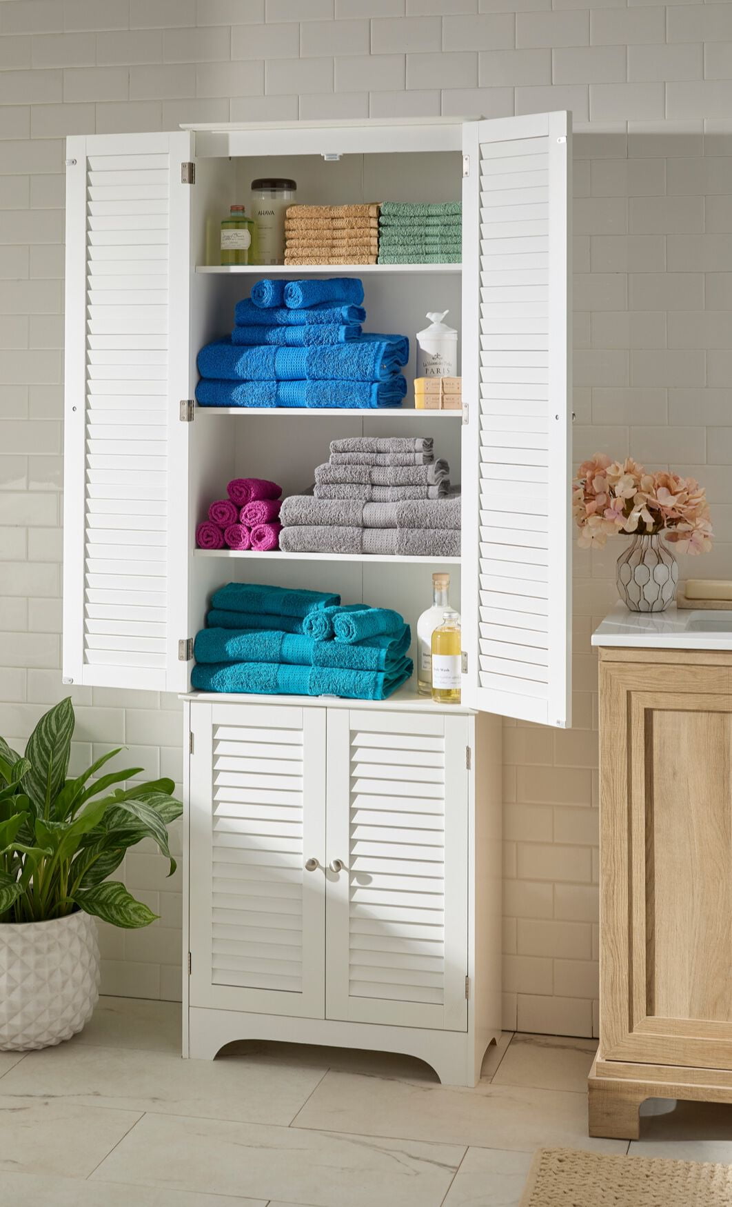 White MDF Louvre Linen Cabinet with Double Doors