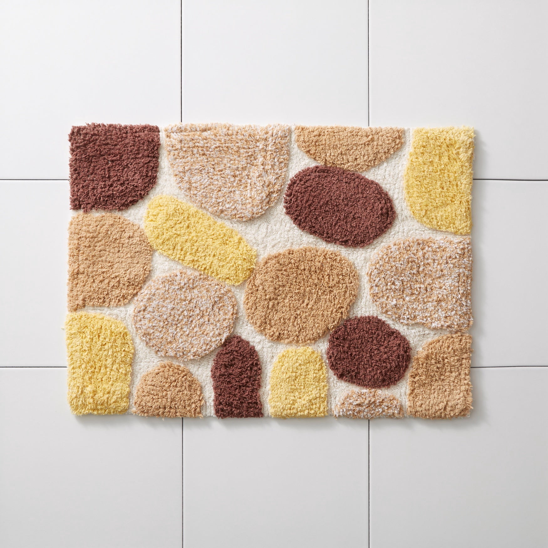 BrylaneHome Pebbles Bath Mat