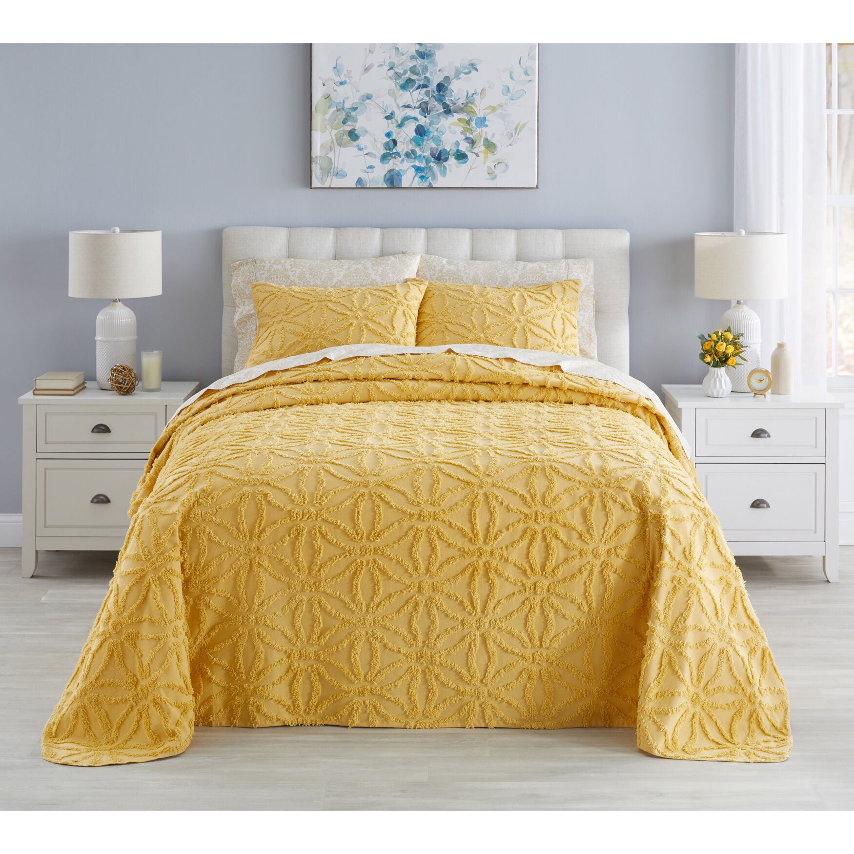 BrylaneHome Wedding Ring Chenille Bedspread King, Gold