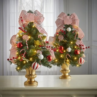 Mardi Gras Christmas Tree. By Arcadia Floral & Home Decor