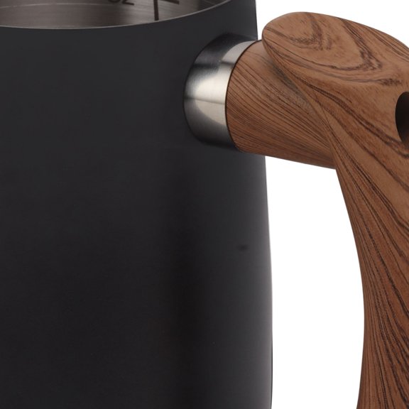 Brynna Coffee Steaming Pitcher Comfortable Handle Frothing Pitcher Jug, Pointed Spout Design Multifunctional Stainless Steel Coffee Steaming Pitcher with Inner Scale for Making Coffee, Tea, Hot