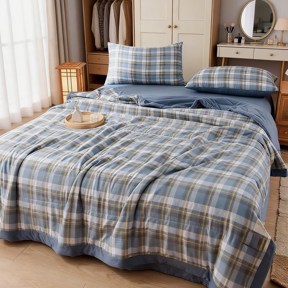 Btomtd Cotton Plaid Summer Cooling Blanket, Machine Washable Thin Bed Quilt, Lightweight Comforter for Bedroom & Air‑Conditioned Rooms, 59" x 79" (Light Blue)