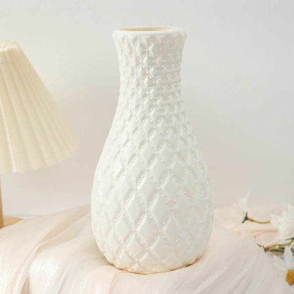 Btomtd Plastic Flower Vase with Modern Look, Decorative Vases for Home Shelf Bouquets, Event and Wedding Table Pot for Flowers, White