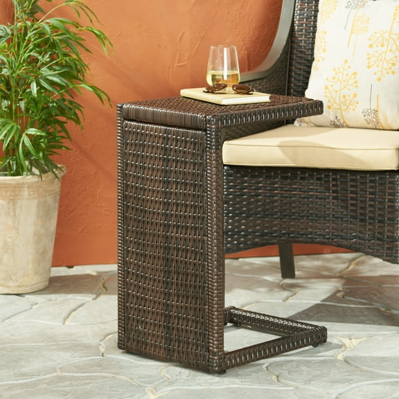 Bucharest C-Shaped Rattan Side Table Transitional Style End Table with Woven Design