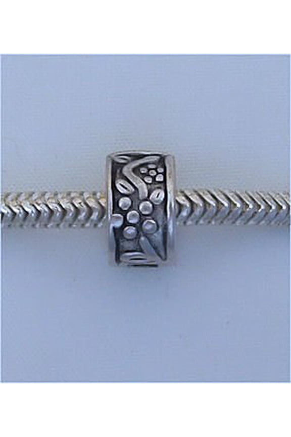 Buckets of Beads Silver European Style Flowers Clip Lock Stopper Charm Bead. Fits Most Major Charm Bracelets.
