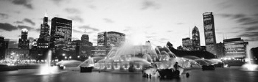 Buckingham Fountain Grant Park Chicago Illinois USA Canvas Art - Panoramic Images (36 x 12)