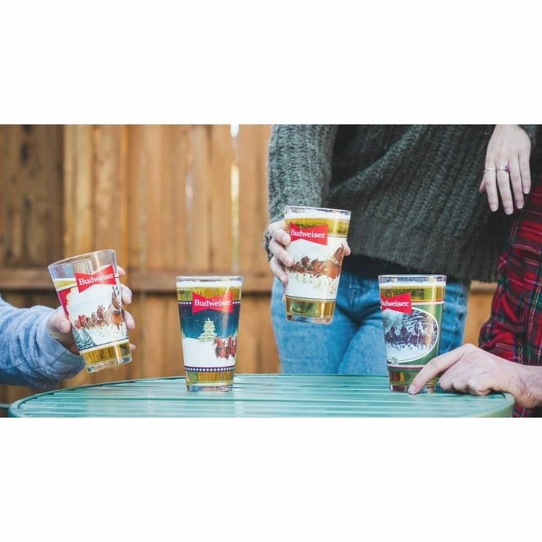 新品【Budweiser】グッズ　グラスセット　希少　レア　サントリー Budweiser Holiday Gifting Set of 4 Clydesdales Glasses Christmas