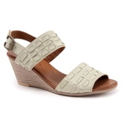 Bueno Womens Misty Wedge Sandal in Bamboo, 37 EU