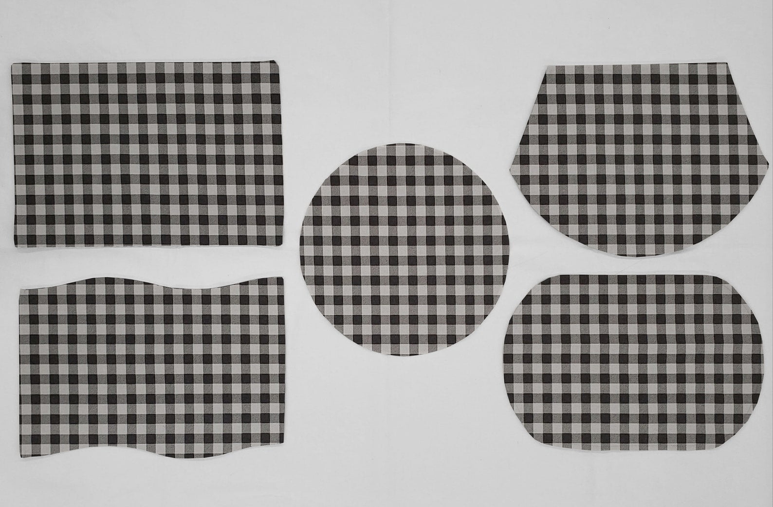 Buffalo Check Plaid Placemats by Penny's Needful Things (Round - Set of 2) (Light Gray)