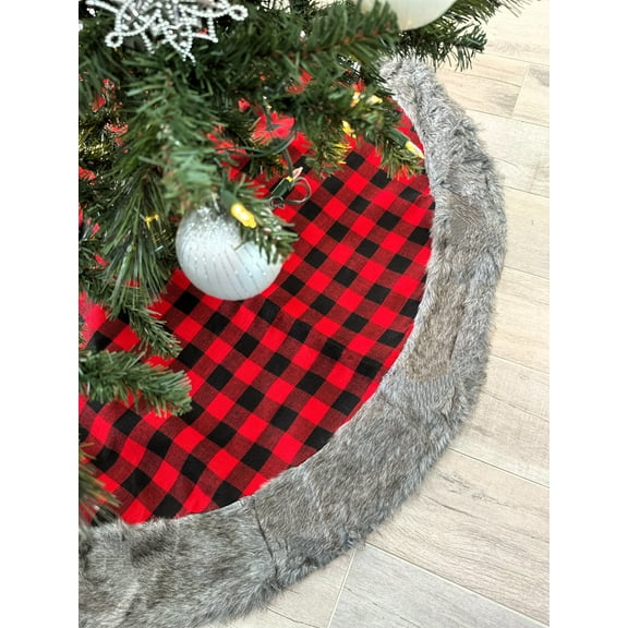 Buffalo Plaid Christmas Tree Skirt - Large 48" Diameter, Red & Black Checks, Gray Faux Fur Trim