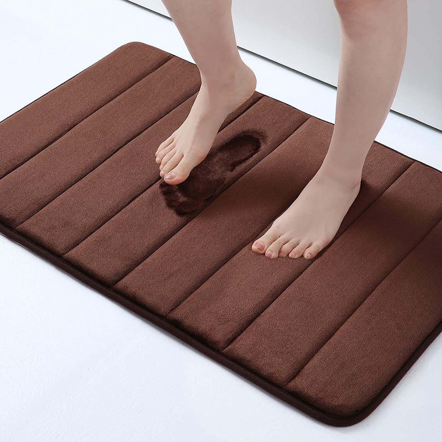 ComfiTime Bathroom Rugs – Thick Memory Foam, Non-Slip Bath Mat, Soft Plush  Velvet Top, Ultra Absorbent, Small, Large & Long Rugs for Bathroom Floor,  17 x 24, Brown 