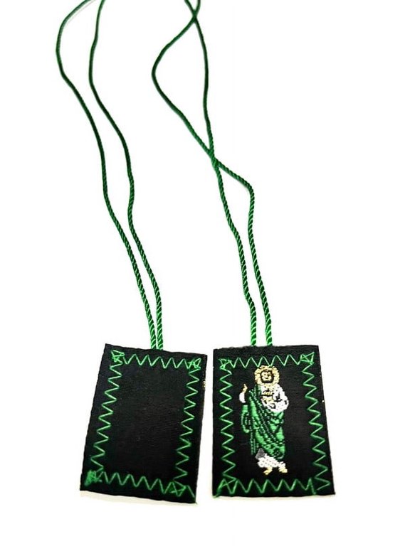 Bulk Full Color Scapulars Religious Prayer Necklace for Men and Women | Our Lady of Guadalupe - Virgen de Guadalupe, Saint Jude - San Judas Escapulario de Hilo - 6 Pack