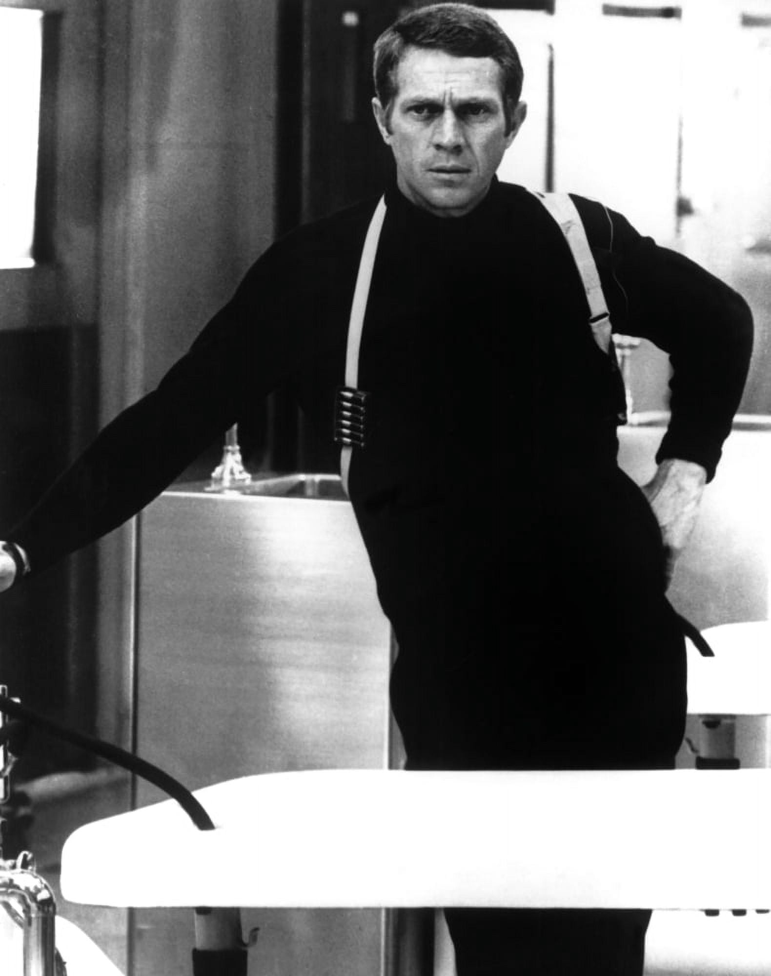 Bullitt Canvas Art - (16 x 20)