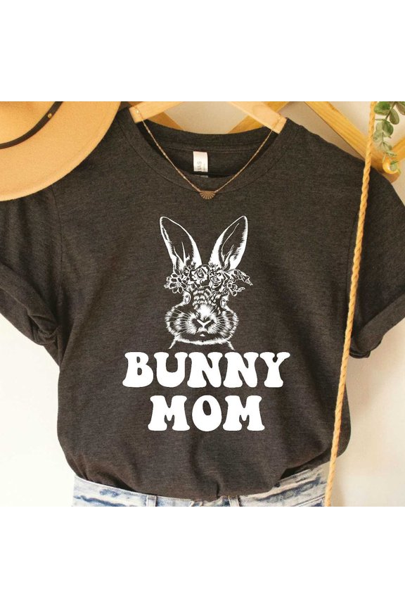 Bunny Mom Shirt Rabbit Lover Gift Animal Pet T-Shirt Rabbit Mama Shirt Bunny Mother Shirt, Unisex T-Shirt