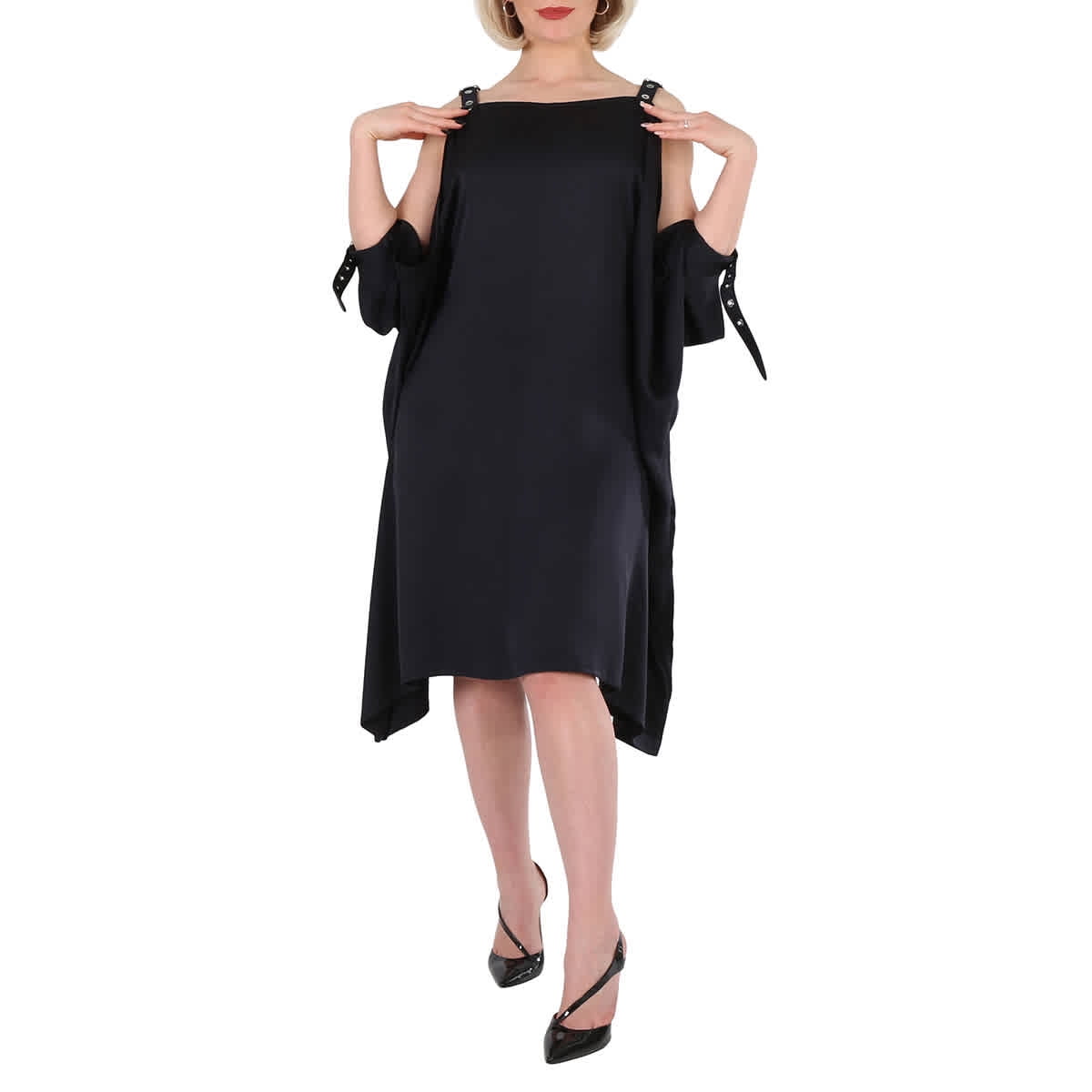 ワンピース BURBERRY BLACK SATIN DRESS Burberry Runway Red Monogram Print Silk Chiffon Pleated