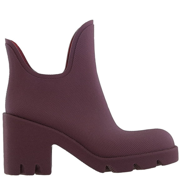 Burberry Water-Resistant Pebbled Rubber Boots, Brand Size 39 (US Size 9)