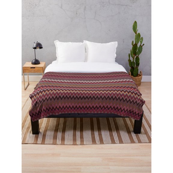 Burgundy, Pink and Tan Zigzag Chevron Polyester Fleece Blanket, 280 GSM, Geometric Style for Couch or Bed