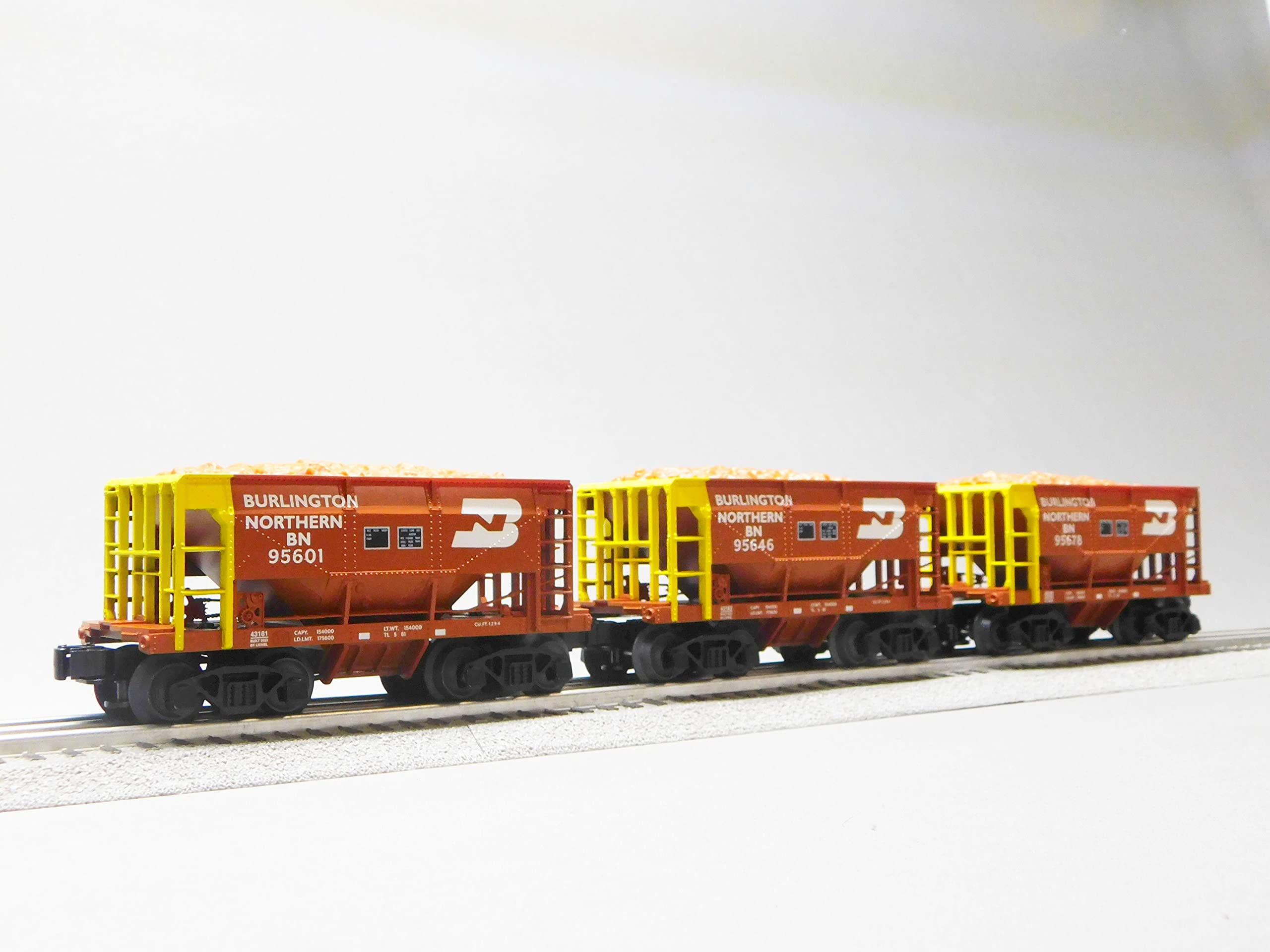 Burlington Northern Standard O ORE CAR (Hopper) Pack #1 O Gauge