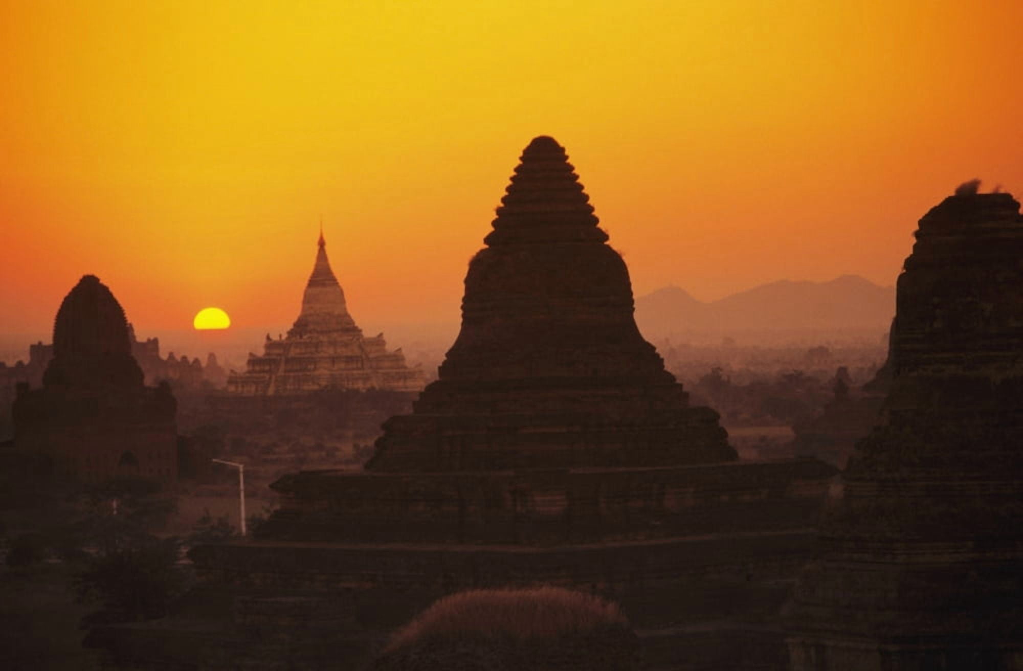 Burma (Myanmar) Bagan Shwesandaw Paya Temples Silhouetted Against Orange Sunset Canvas Art - Richard Maschmeyer Design Pics (17 x 11)