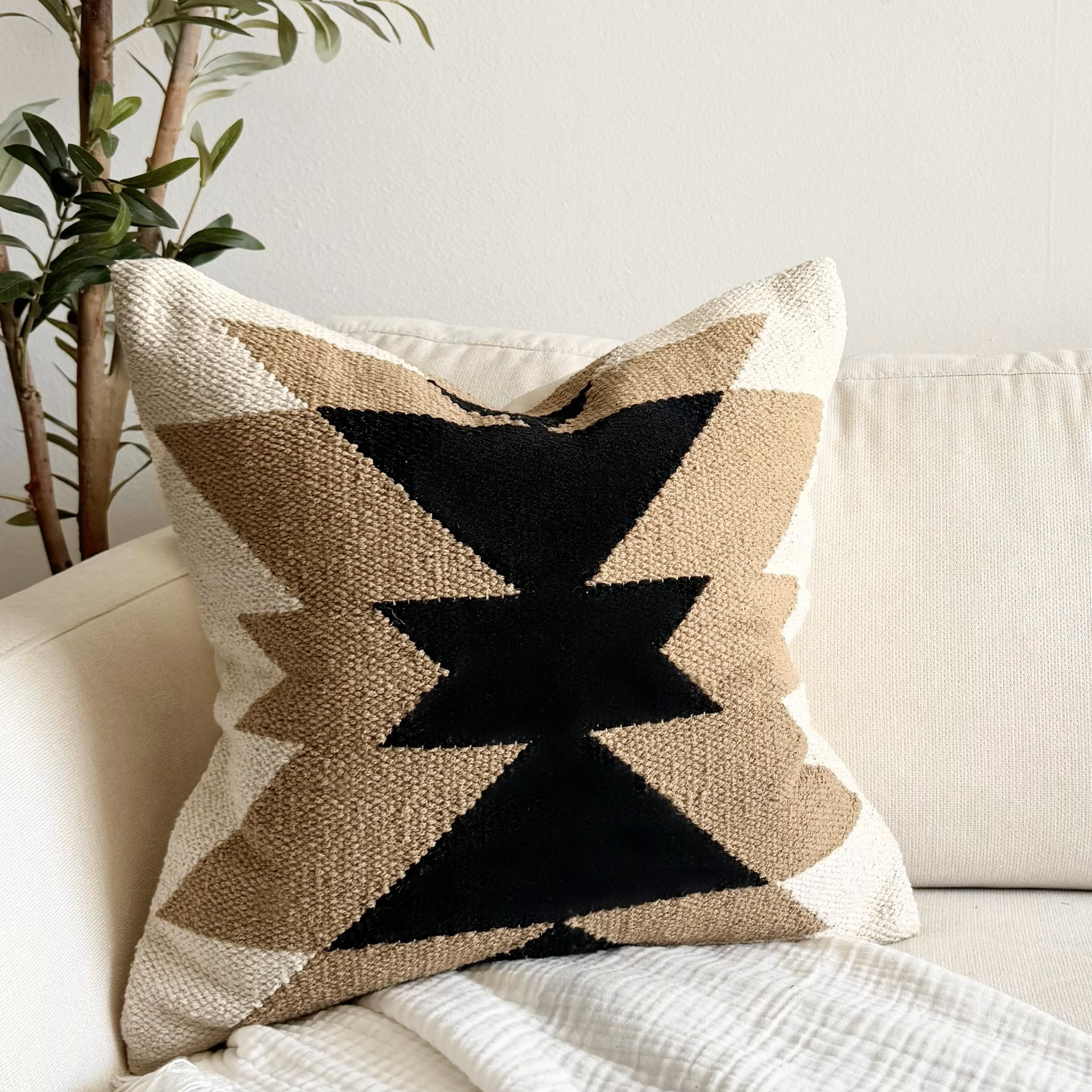 Busa Designs Handmade Southwestern Pillow Cover, 18