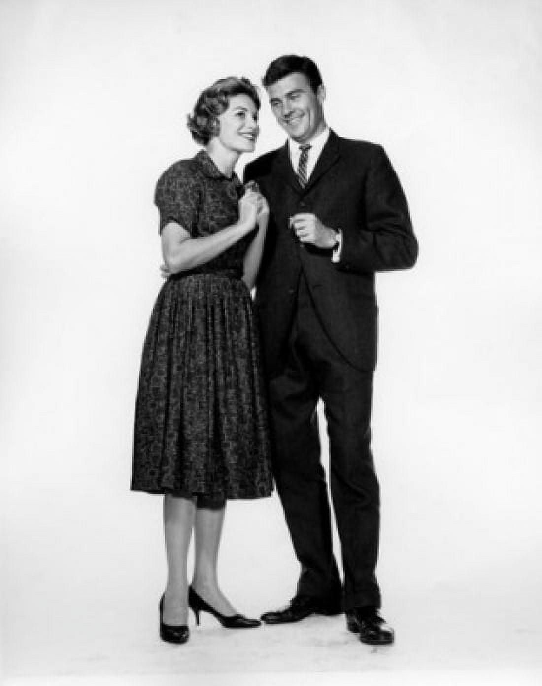 Business couple smiling Canvas Art - (24 x 36)