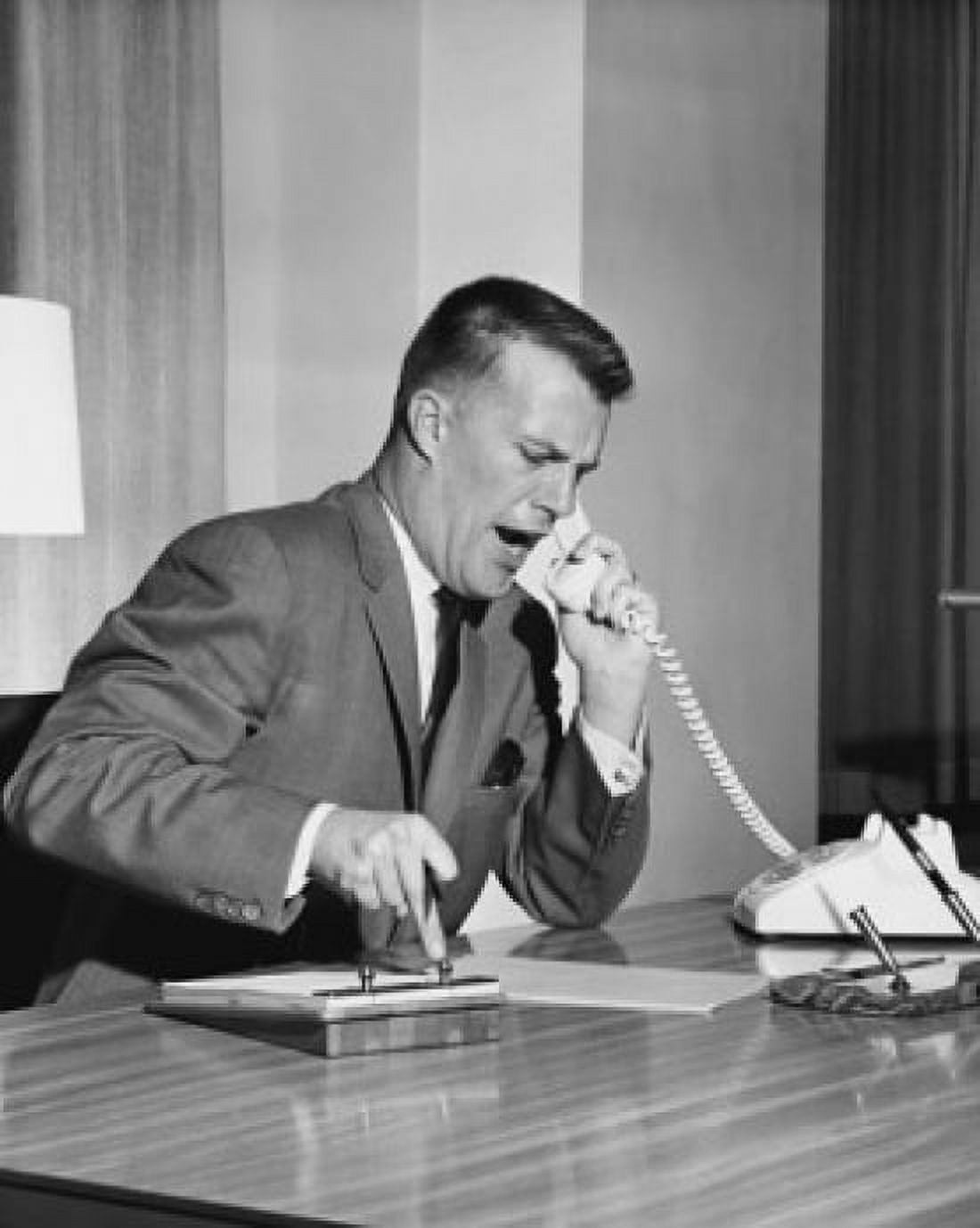 Businessman arguing on the telephone Canvas Art - (24 x 36)