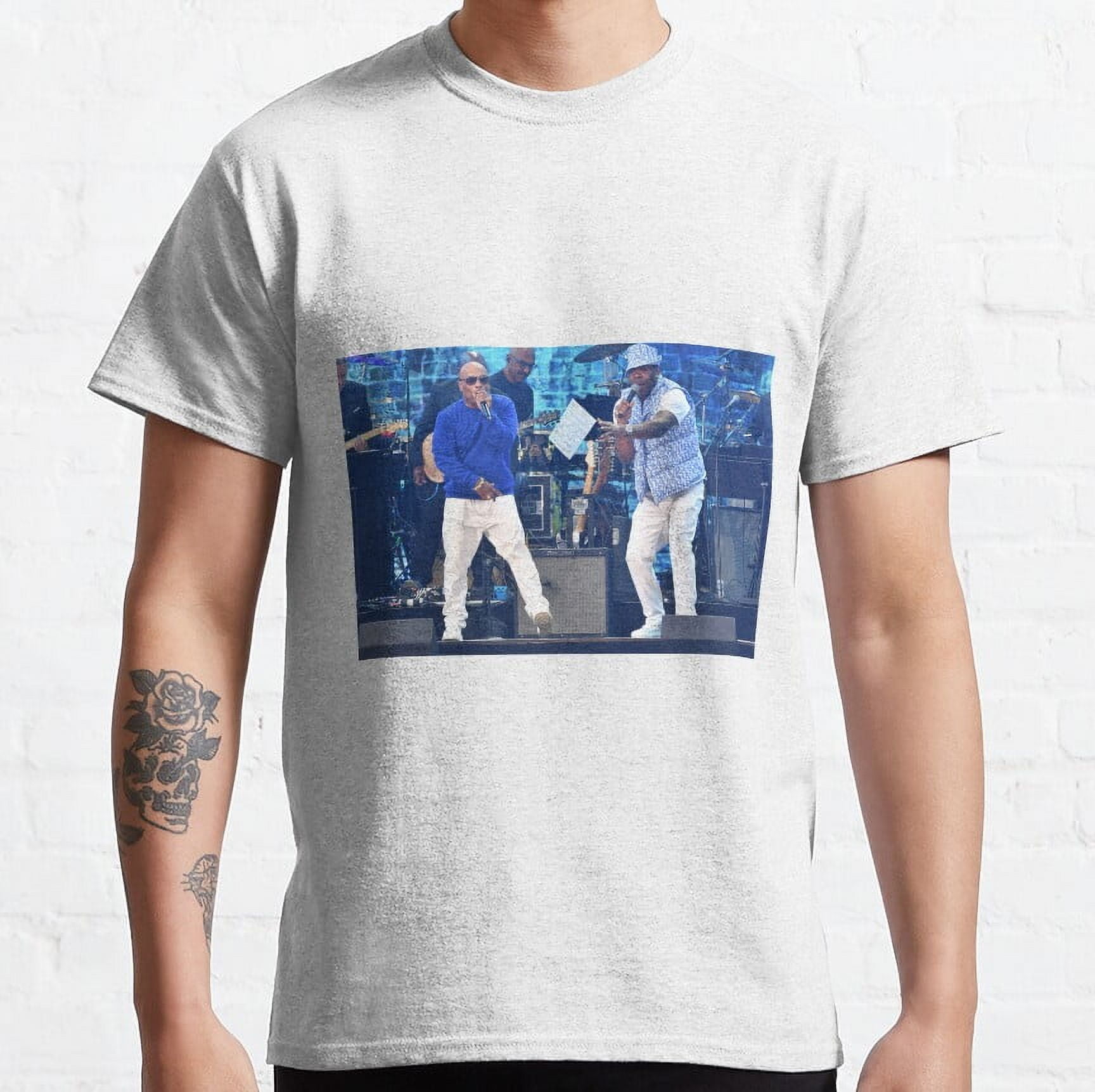 Busta Rhymes - Photograph Classic T-Shirt - Walmart.com