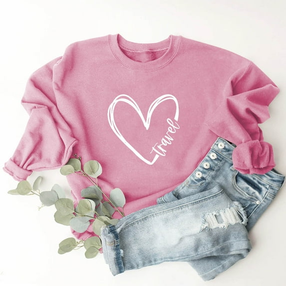 Busydd Womens Fall Tops Fashion Love Heart Print Sweatshirt for Women Casual Comfy Loose Fleece Crewneck Long Sleeve Shirts for Women