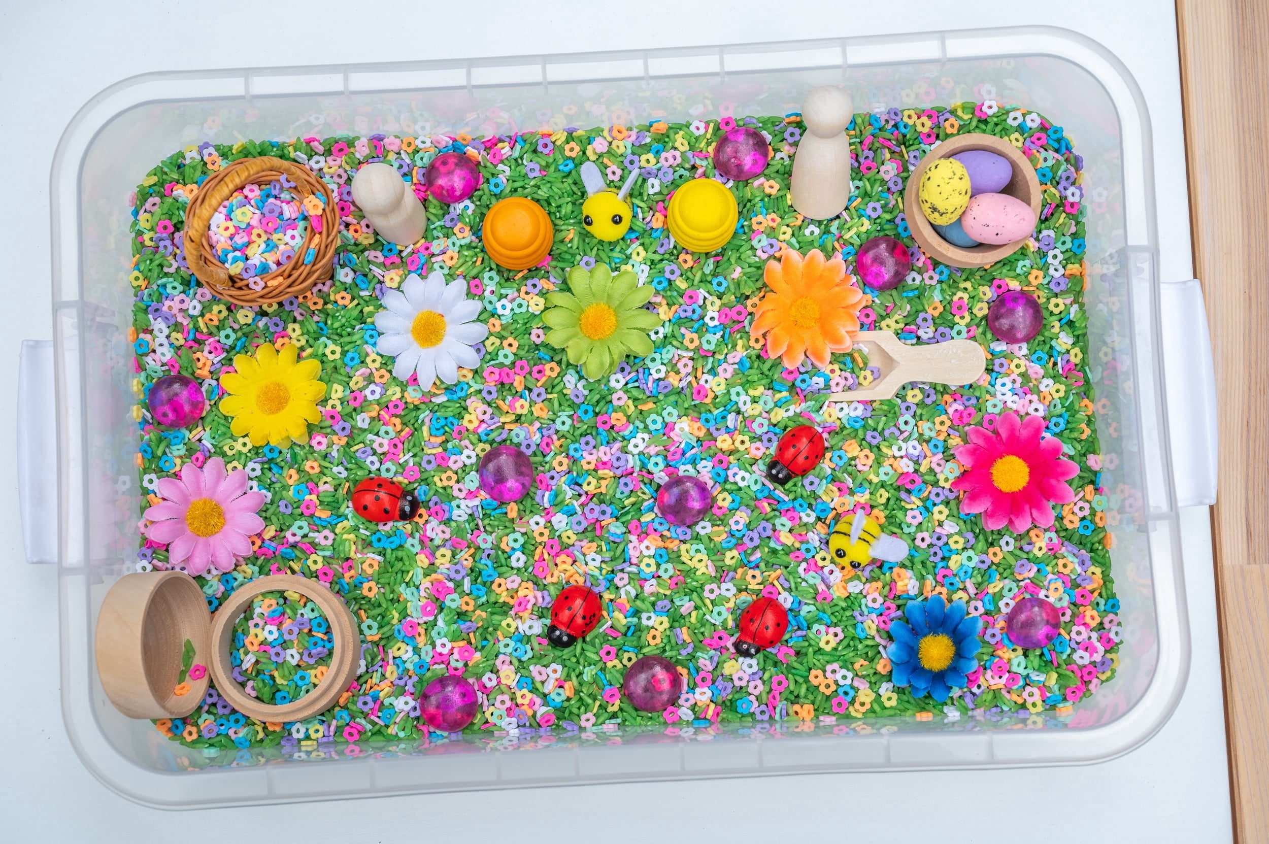 Flower Sensory Bin - Sensory-N-Stuff