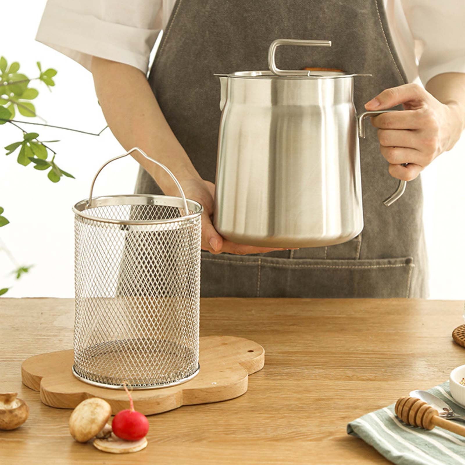Byikun 304 Stainless Steel Oil Filter Pot with Strainer, 1.8L/2.2L ...