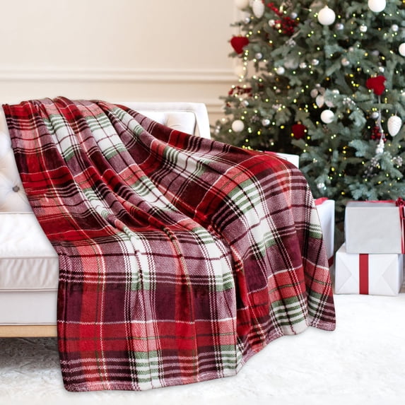 Byujiro Christmas Pattern Flannel Throw Blanket Holiday Decor Plush Blanket Soft Warm Winter Cover for Sofa, Bed, Indoor Party Decoration, Ideal Festive Gift for Daily Rest and Home Layout
