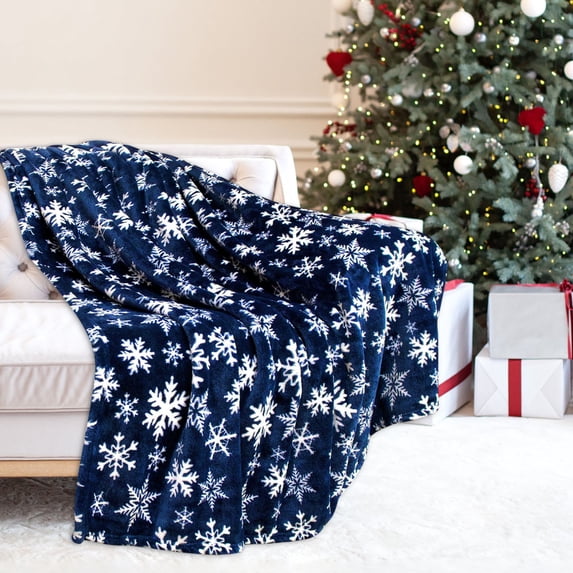 Byujiro Christmas Pattern Flannel Throw Blanket Holiday Decor Plush Blanket Soft Warm Winter Cover for Sofa, Bed, Indoor Party Decoration, Ideal Festive Gift for Daily Rest and Home Layout