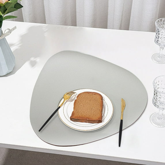 Byujiro Sleek Faux Leather Teardrop Placemat Waterproof & Heat-Resistant Table Accent for Kitchen, Dinner Parties & Daily Use