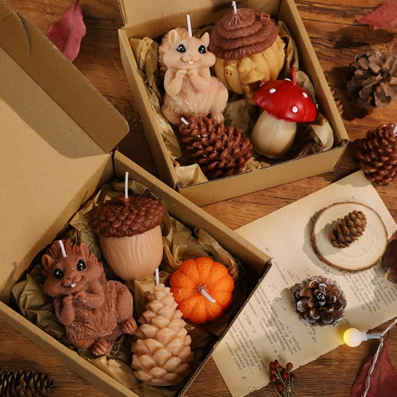 Bzdzmqm under $5 2Pcs Pinecone Candle Gift, Little Squirrel Candle with Pinecone Design, Christmas Candle Gift Box Set, Scented Holiday Candle for Home, Festive Home Decor for Christmas