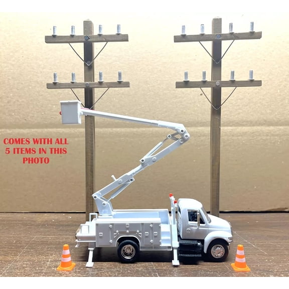 CAKE DECORATING KIT | Cake Topper | Lineman | Truck | Utility Poles | Cones-5 pc