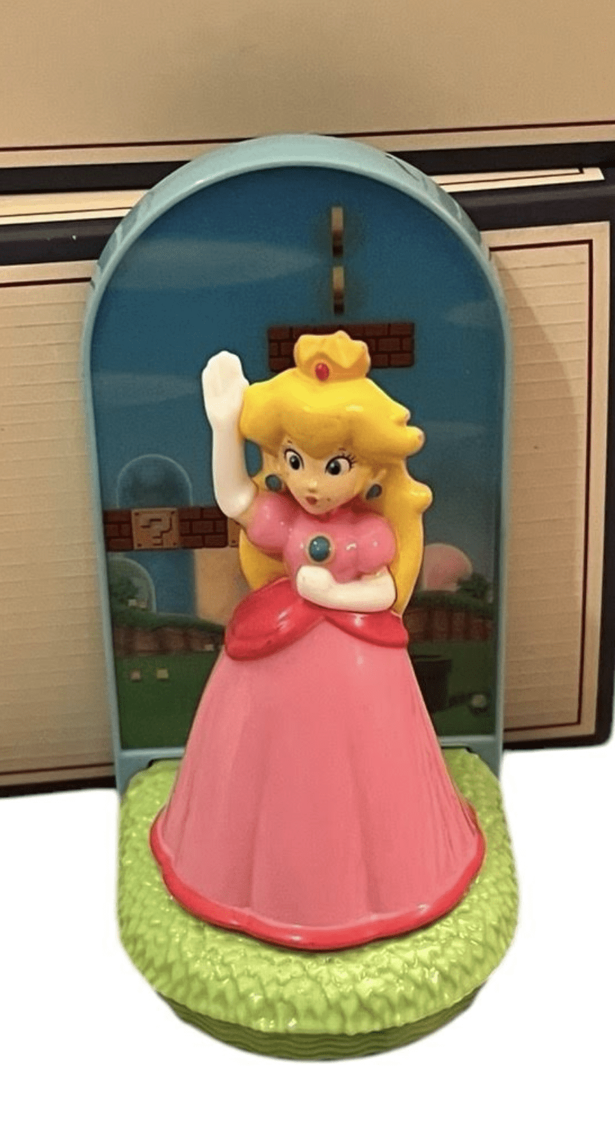 CAKE TOPPER 2017 Princess Peach Action Figure Toy Nintendo Super Mario Brothers