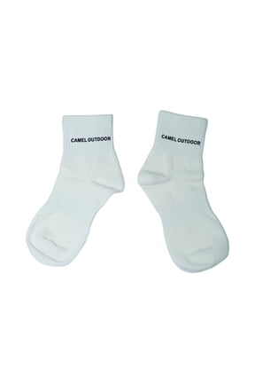 Soft Moisture-wicking Socks White