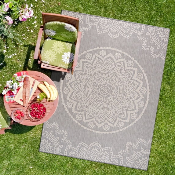 CAMILSON Indoor Outdoor Rug, 10' x 14' Grey Medallion Area Rugs