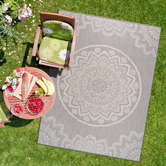 CAMILSON Indoor Outdoor Rug, 6' x 9' Grey Medallion Area Rugs