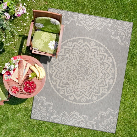 CAMILSON Indoor Outdoor Rug, 8' x 10' Grey Medallion Area Rugs
