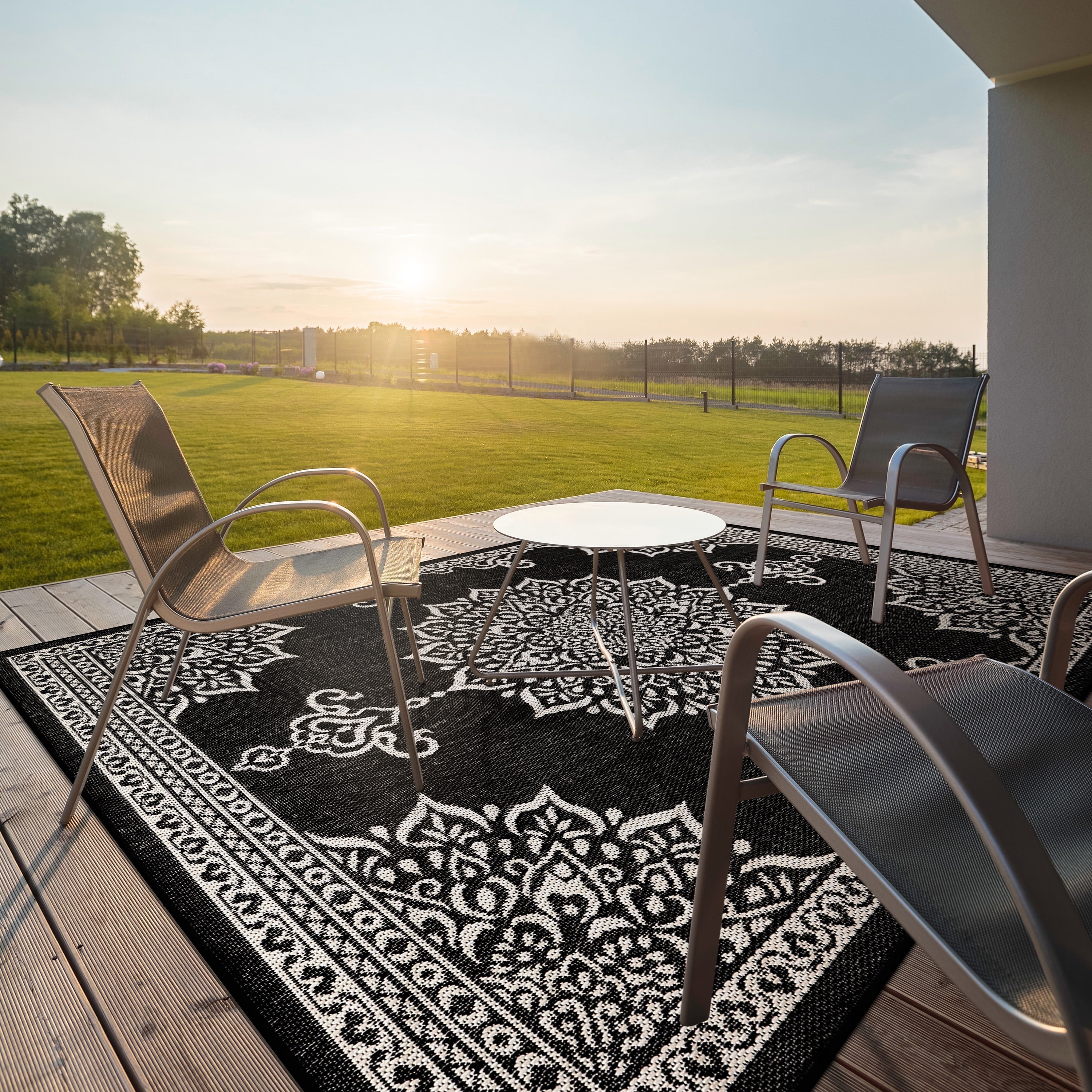 CAMILSON Summer Medallion, Washable Outdoor Indoor Area Rug, Black ...