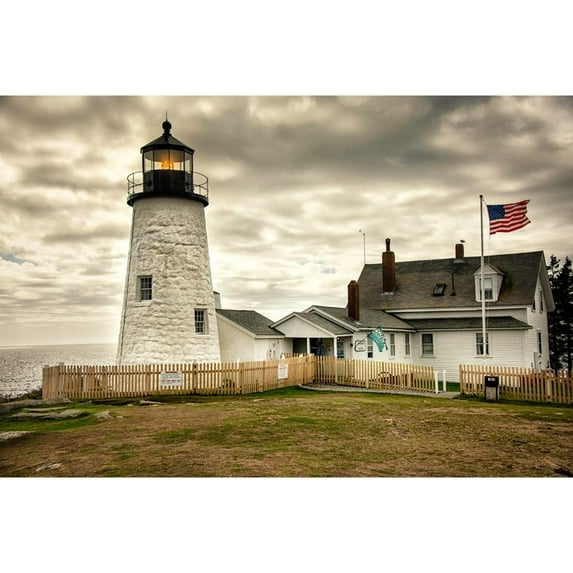 CANVAS The Light at Pemaquid Point Lighthouse Photographic Small
