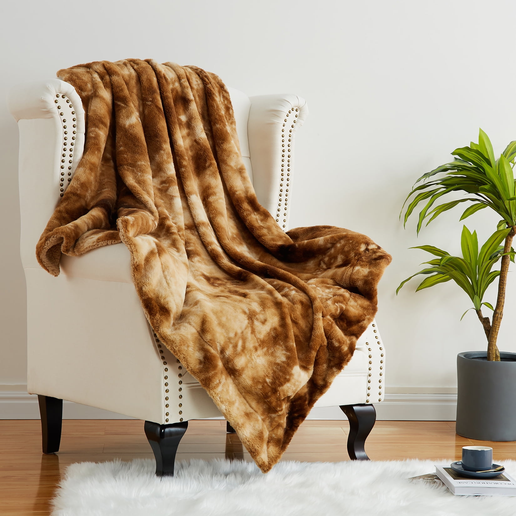 Brown Tie-Dye Faux Fur Sherpa Reversible Throw Blanket